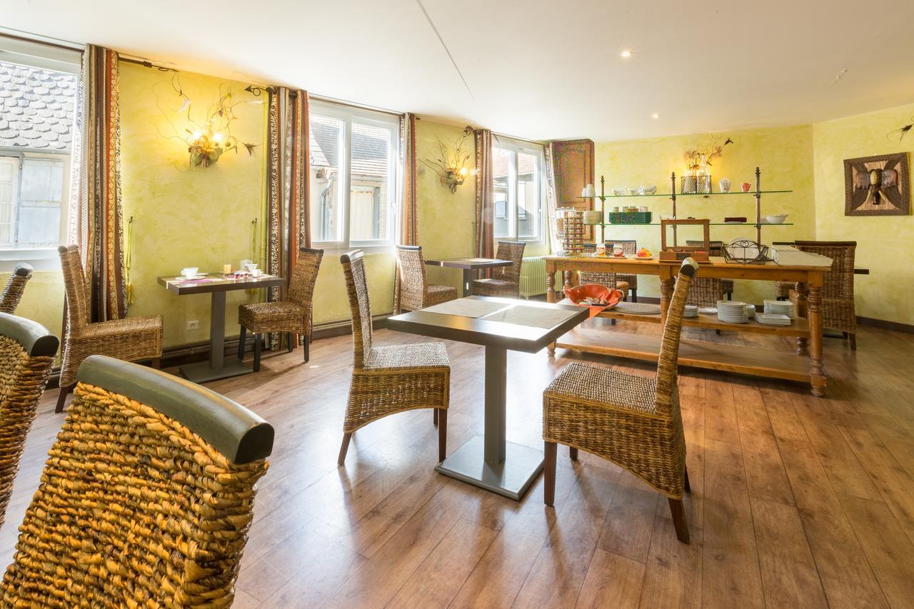 ביוליו-סור-דורדון Contact Hotel Le Relais De Vellinus מראה חיצוני תמונה