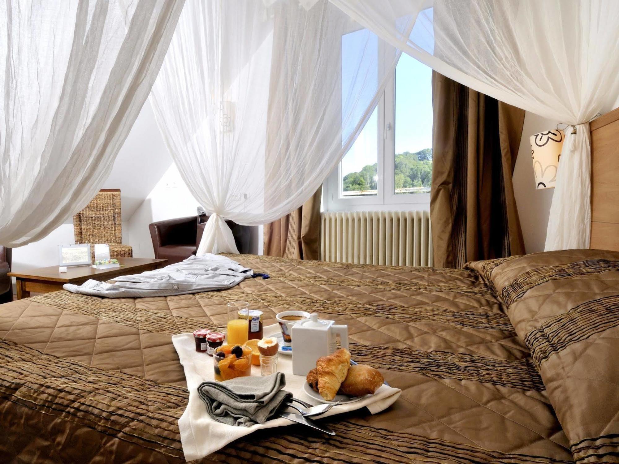 ביוליו-סור-דורדון Contact Hotel Le Relais De Vellinus מראה חיצוני תמונה